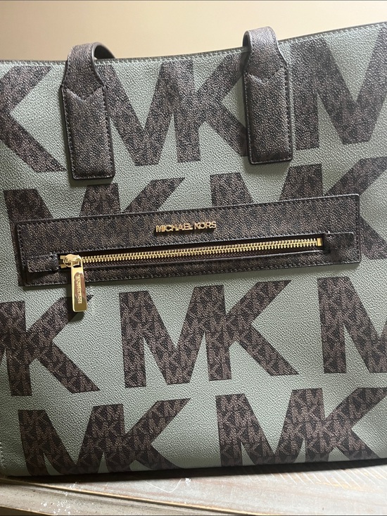 MICHAEL Michael Kors Handbags - Michael Kors Olive & Brown MK Monogram Tote! Super adorable 🥰 used once! Clean!